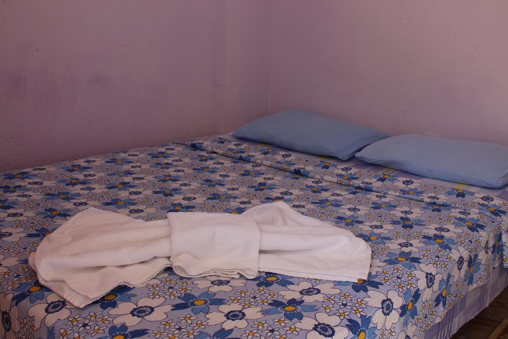 Eysan Pansiyon Akcay (Edremit) Ruang foto