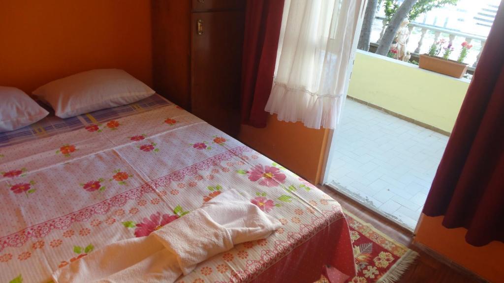Eysan Pansiyon Akcay (Edremit) Ruang foto