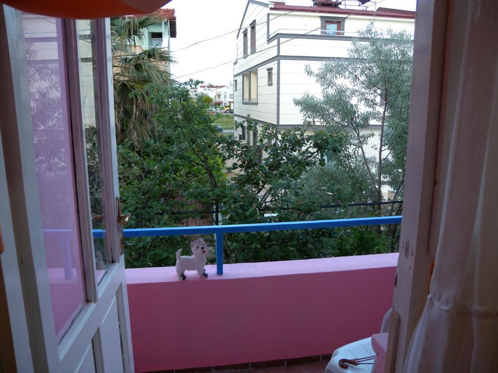 Eysan Pansiyon Akcay (Edremit) Ruang foto
